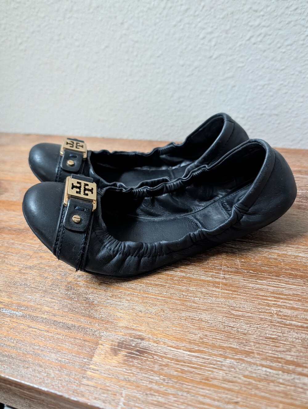 Tory Burch Ambrose Ballet Flats - Black, size 6.5